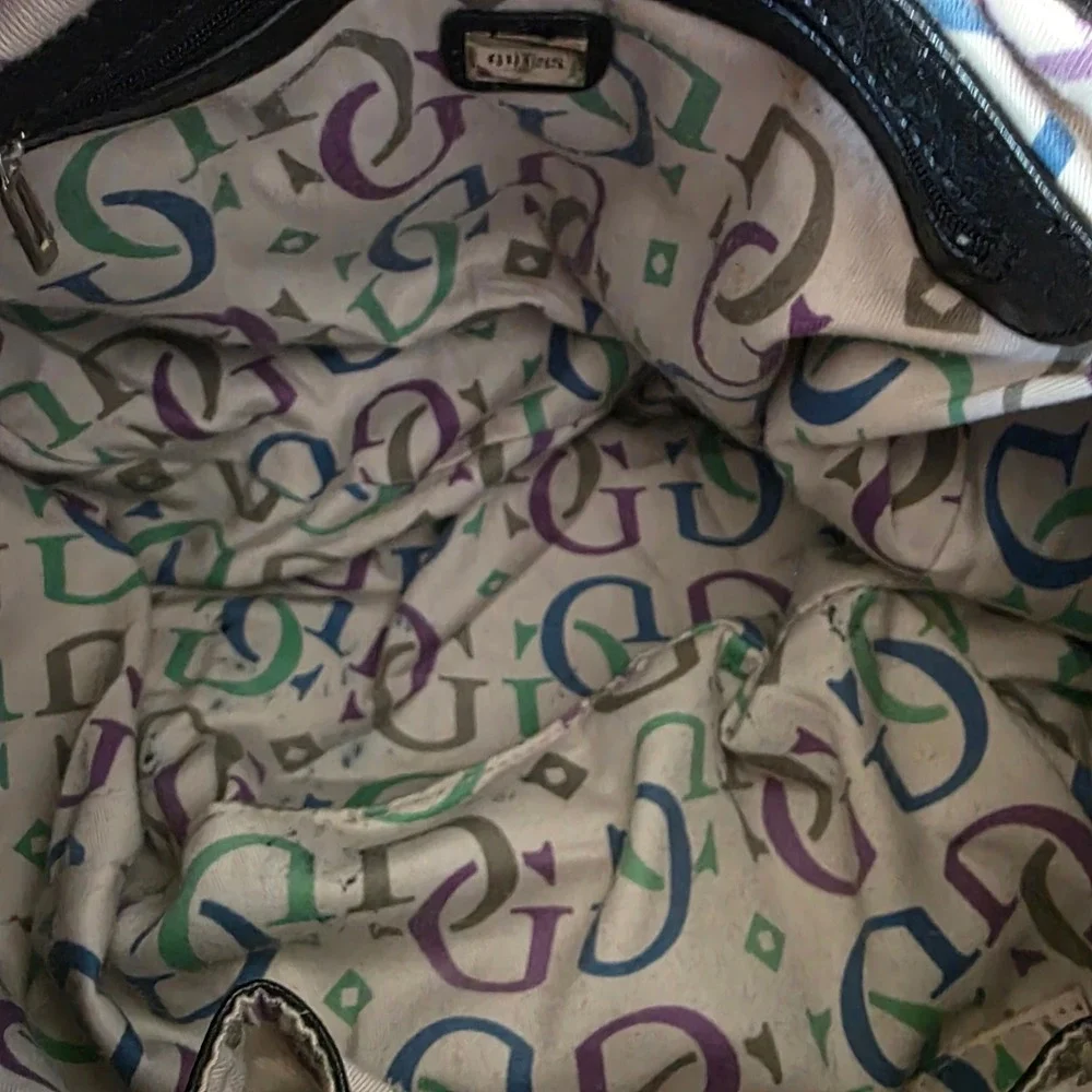 Vintage Y2K Guess Monogram Embossed Black Slouchy Hobo Shoulder Bag Silver Logo